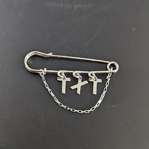TXT Letters Safety Pin Chain Pin Brooch