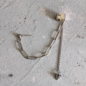 Dart Cuff Chain Earring, edgy cool ear cuff, unique punk jewelry, funky grunge style, unusual alternative fashion, spike chain cuff earring