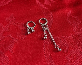 Kpop Earrings Mismatched Hoop Chain Tassels Balls Dangle Drop Earrings: Kasumi
