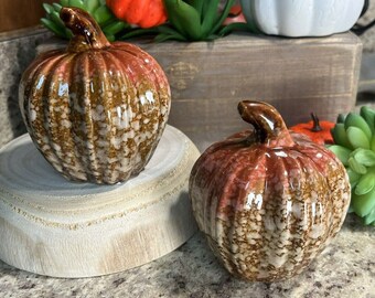 2x Matching Brown Fall Porcelain Pumpkins Glaze Ceramic Harvest Pumpkins 2 U27