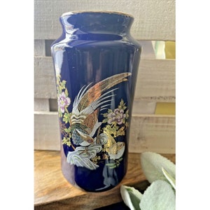 Vintage Blue Porcelain Floral Design Bird Vase Cobalt Blue Japanese Vase U89