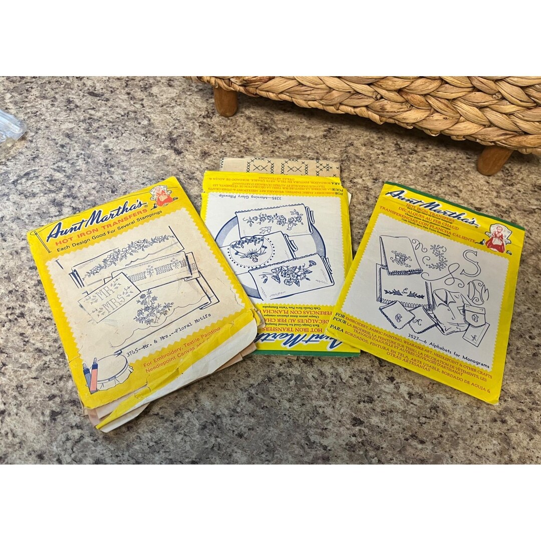 Aunt Marthas Hot Iron Transfer Patterns for Embroidery & Textile ...