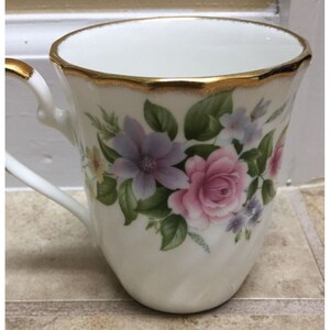 Vtg. Hudson Middleton Fine Bone China Tea Cup/Coffee Cup Spring Rose Floral Pattern U14