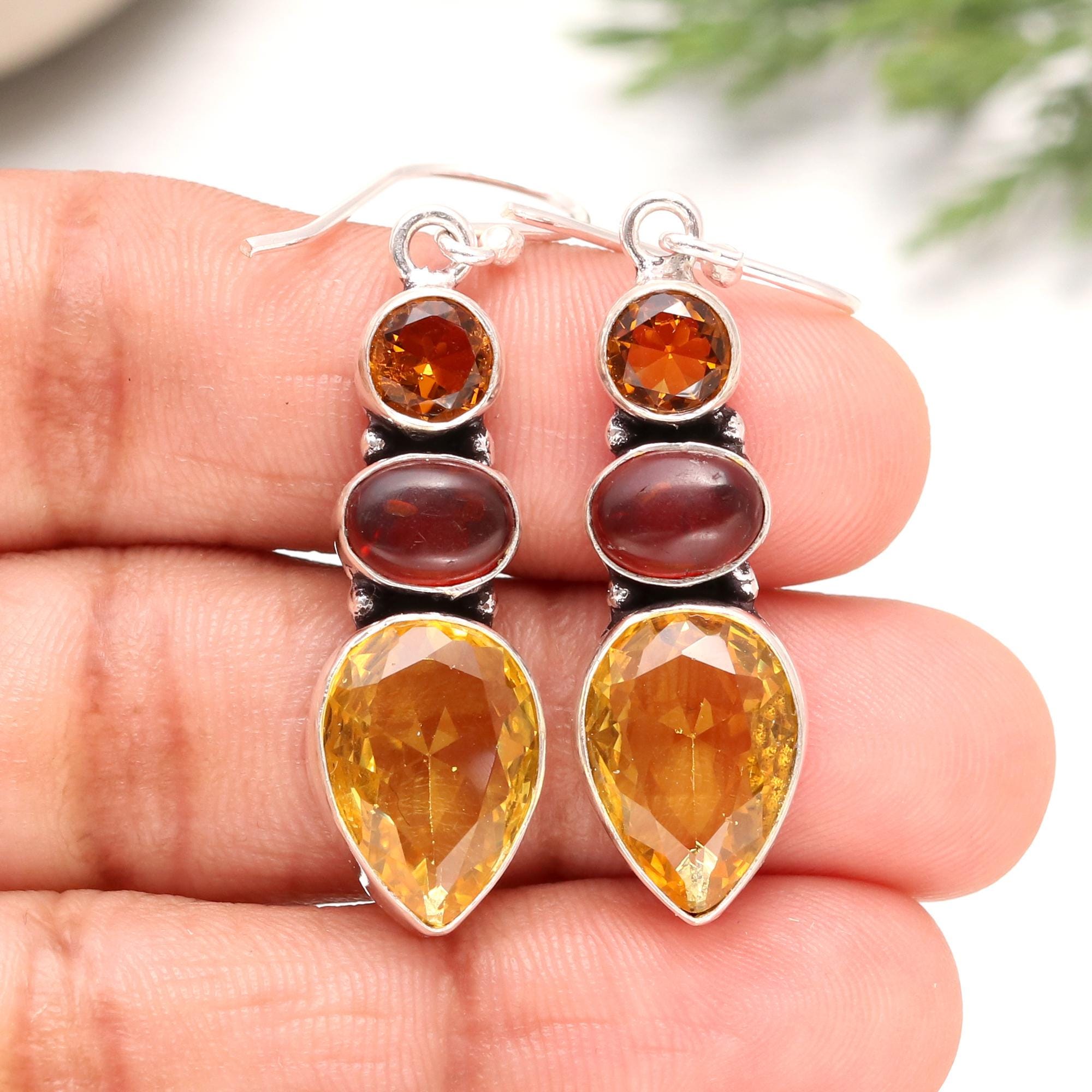 Boucles D’oreilles Ambre Vert – Argent 925 Plaqué Or – Petites Studs – Neuf