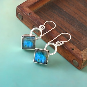 Natural Labradorite Earring, 925 Sterling Silver Jewelry, Labradorite Silver Earring, Genuine Labradorite Earring, Blue Labradorite Earring.