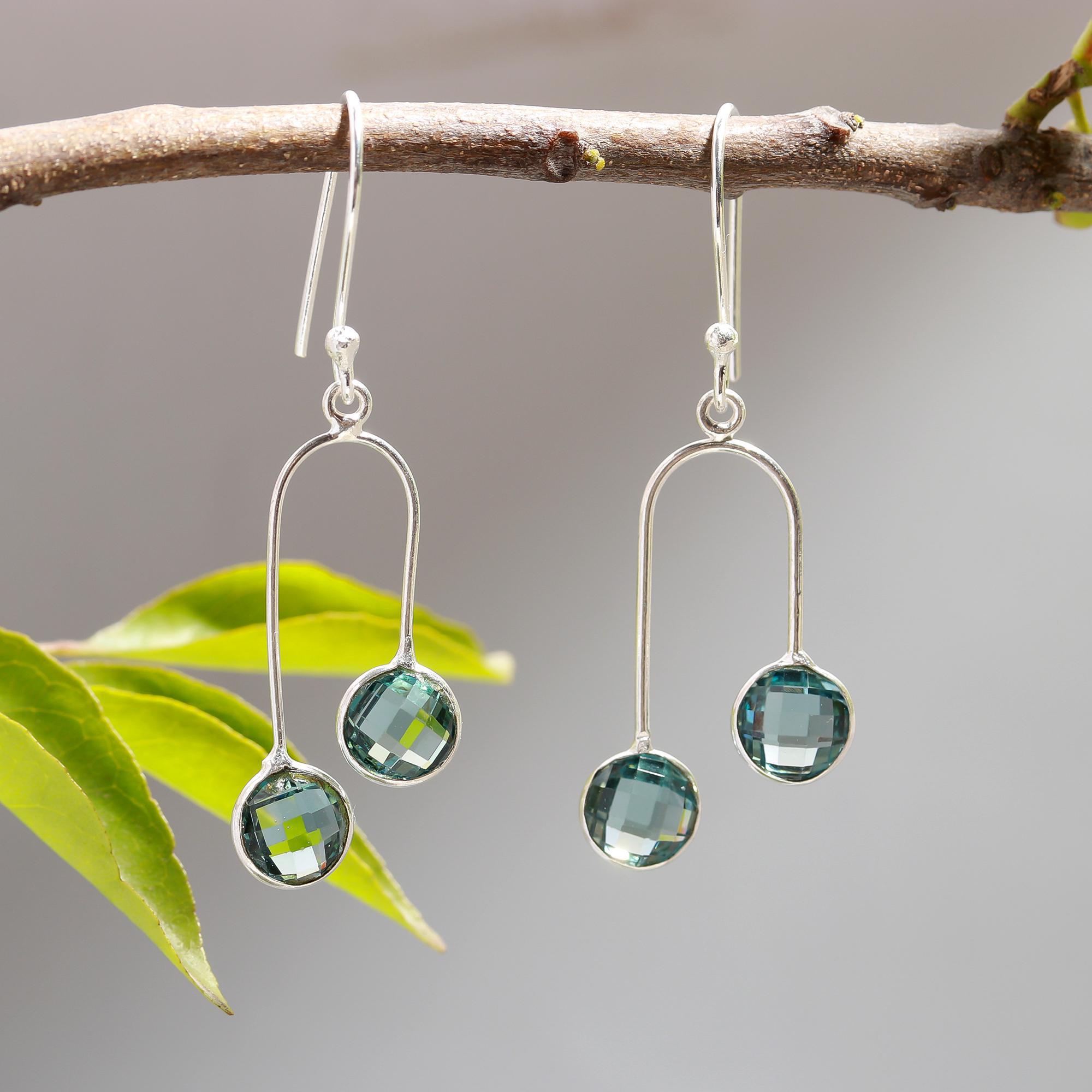 アクアマリンのドロップピアス：手作りの925スターリングシルバー製 