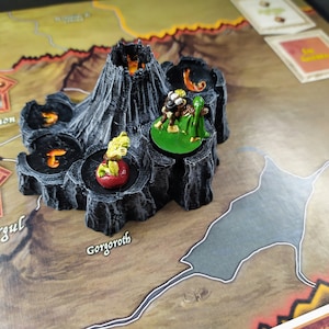 Mount Doom War of the ring Boardgame Lord of the rings Tolkien Boardgames acessories image 1