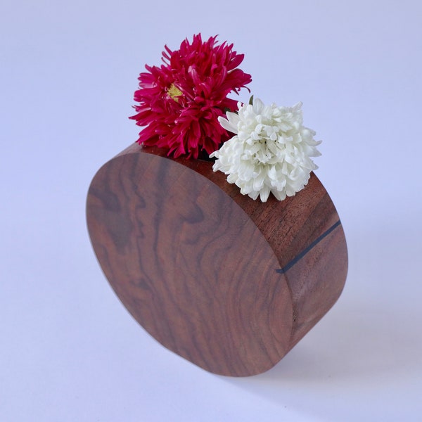 Walnut burl vase for flowers, diffusers, dried flowers, hostess gift