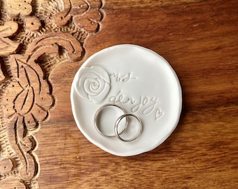 Polymer clay Personalized wedding ring holder , Mini Jewelry dish Mrs. trinket dish marriage, engagement gift, bridesmaids gift