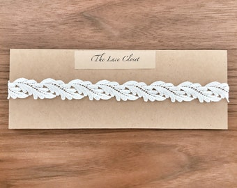 Wedding Bridal Garter with Pearls and Off White Lace