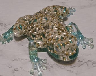 Figura de rana margarita con cuentas de resina epoxi hecha a mano / Decoración de rana