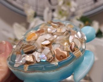 Caja de joyería con forma de tortuga marina, hecha a mano, con temática oceánica y arte de resina