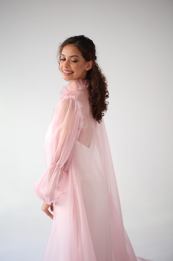 pink maternity dress with cape Dusty Pink Maternity Photoshoot Dress Tulle Rose Cape Mermaid Maternity Baby Shower Gown YW250074