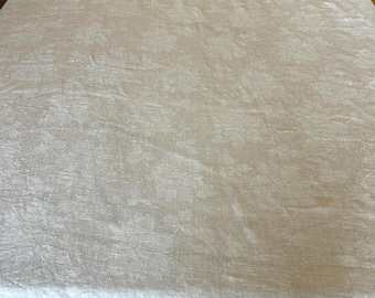 Mantel vintage de 56x110 cm, rectangular, blanco puro, de damasco con dobladillo cosido, de 1950. Damasco de lino con flecos en los bordes. En condiciones imperfectas.