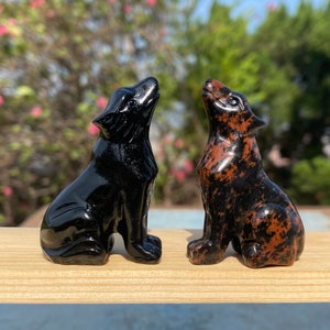 2 &#39;&#39; Hand geschnitzte Edelstein Wolf Figur, Kristall Wolf, Wolf schnitzen, Kristall Tier, schwarzer Obsidian Wolf, Heilgeist Totem, Wohnkultur