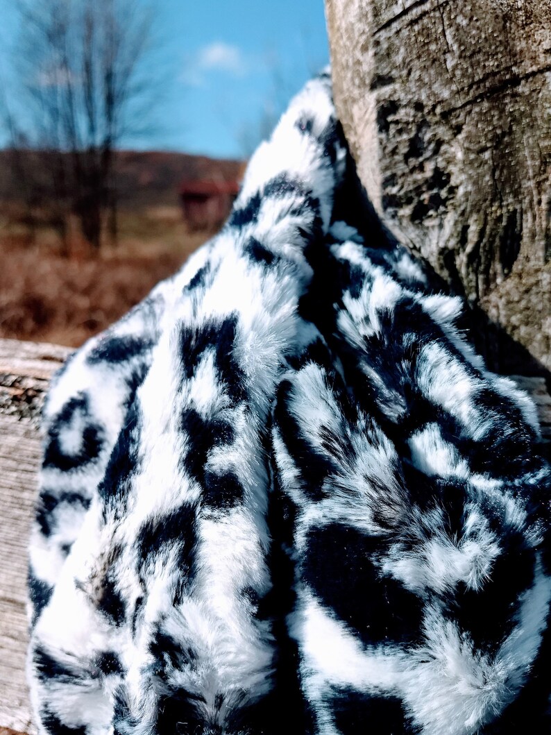 Shannon Fabrics Luxe Cuddle Black & White Jaguar Minky image 1