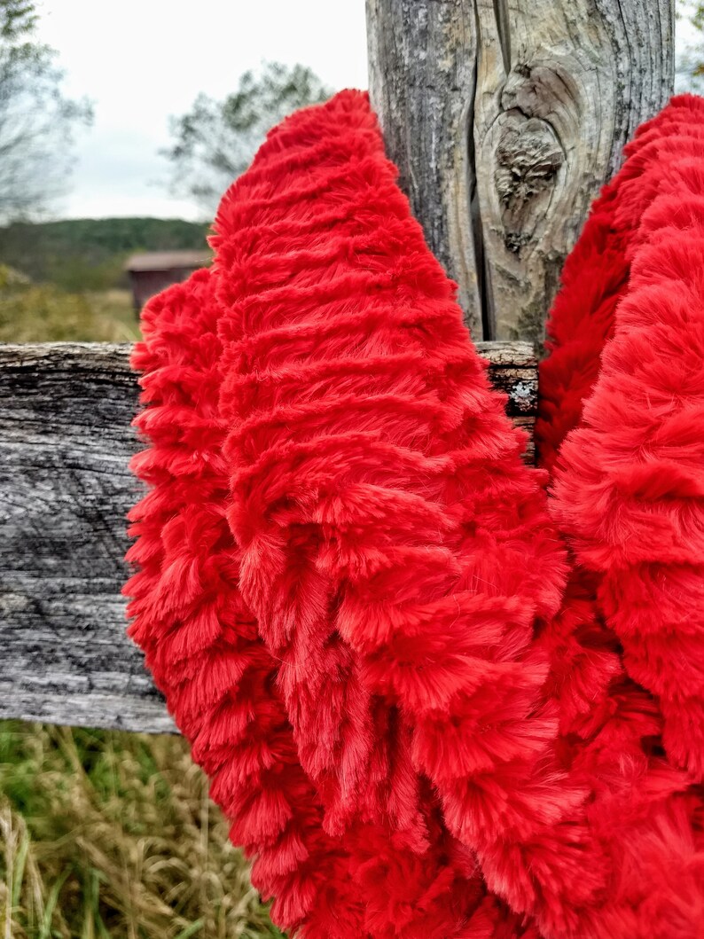 Shannon Fabrics Luxe Cuddle Scarlet Ziggy Minky Infinity Scarf image 1