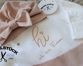 De lieve, perfecte baby-thuiskomstset. Gepersonaliseerd en met een lieve spreuk. Perfect cadeau voor een geboorte of babyshower.