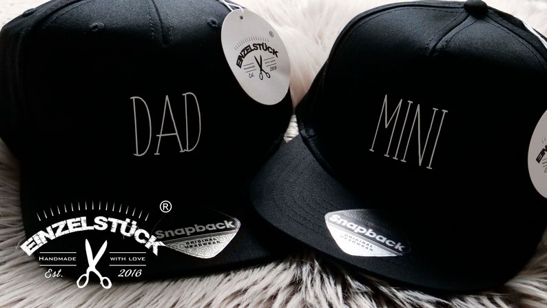 Coole Snapbackcaps für Papa,Sohn,Mama und Tochter. Caps für Erwachsene und Kinder.In tollem edlen Partnerlook. Gerne mit Namen Kostenlos Bild 5