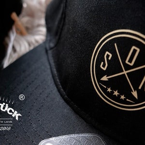 Cool snapback caps for dad, son, mom and daughter. Caps for adults and children. In a great, classy partner look. With names if you like free of charge image 6