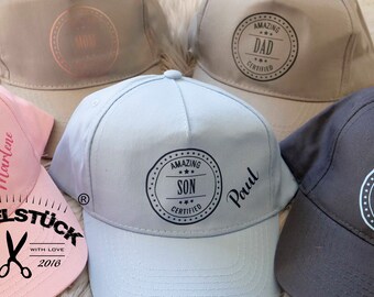 Coole Baseballcaps für die ganze Familie. Caps für Erwachsene und Kinder und Babys in vielen stylischen Farben mit angesagtem Retrodruck