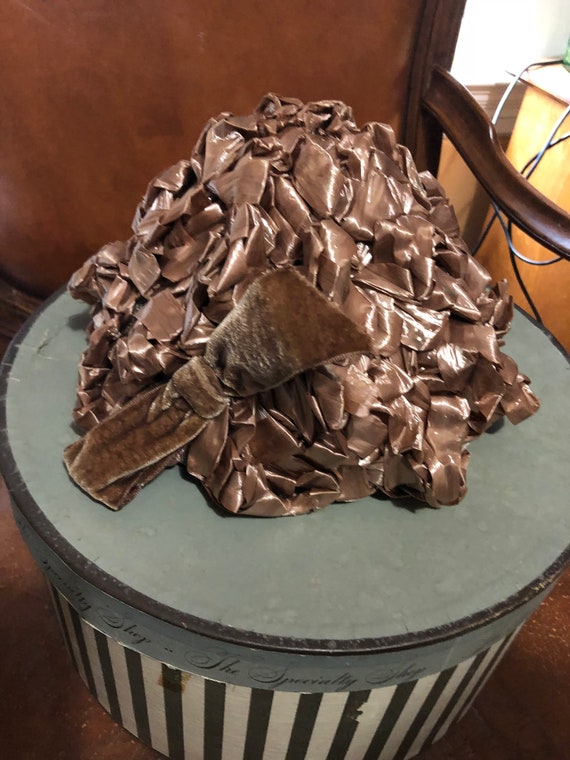 ANTIQUE HAT