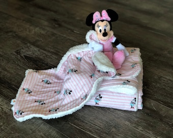 Minnie Mouse Luxery Faux Fur Baby Blanket Quilt Toddler Blanket and Minnie Mouse Lovey / security blanket / stuffed toy