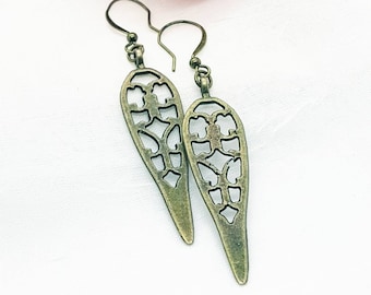 Filagree Earrings, antique brass pendant drop earrings, long tear drop earrings, Boho jewelry, gift for her, dangles, hippie earrings