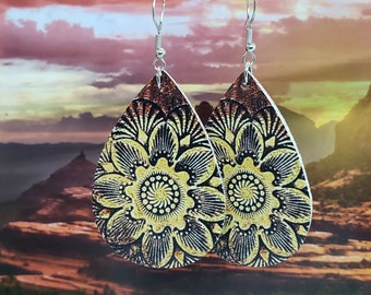 Teardrop Earrings, Sunflower dangle, Sunflower earrings, southwest style, rodeo earrings