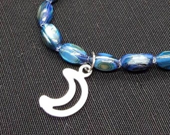 Blue Rivershell bracelet, charm jewelry, Crescent Moon charm, Bracelet to layer, natural rivershells, dark blue beads