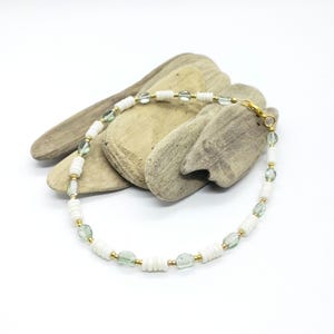 Anklet, Puka Shell Anklet, Boho Beach, Gold and Green Anklet, Puka  jewelry, Beaded Anklet, Foot Jewelry, beach anklet, green lentil glass