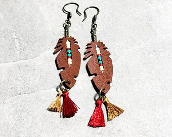 Leather Feather Earrings, Western Earrings, leather jewelry, leather feather drop jewelry, southwest charm leather drops, Southwest Feather