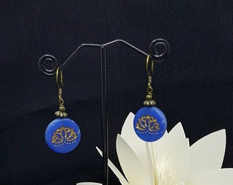 Lotus Earrings, Beaded Earrings, Yoga Jewelry, Gift for Her, Lotus Om Earrings, Lotus Flower jewelry, Yoga Lotus