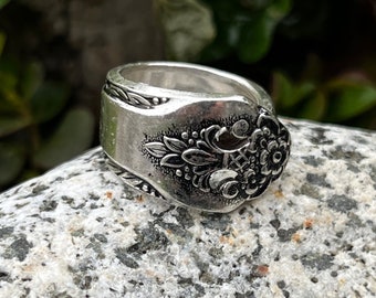 Lovely Lady spoon ring, 1937