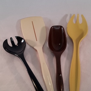 Assorted Vintage Nylon Cooking Utensils Tupperware & Foley Kitchen Tools Gadgets Flipper Spoons Salad/ Pasta Sporks Plastic Turners Scoops