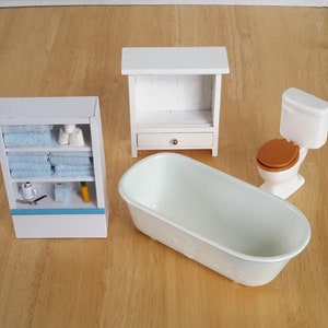 Vintage Dollhouse Bathroom Fixtures. Porcelain Toilet Wooden Shelves Plastic Little Lady Bathtub Miniature Doll Furniture