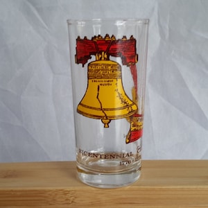 Liberty Bell Drinking Glass Bicentennial Liberty Bell And Signing of The Declaration Of Independence Tumbler Patriotic Drink To Freedom