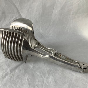 Supporto per pomodoro vintage per affettare lo strumento di affettatura delle verdure Gadget da cucina Strumento culinario
