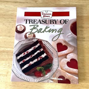 Tesoro de la Repostería de Duncan Hines con 86 fotografías a color ~ Haz de cada día una ocasión especial 1992 Procter & Gamble Co.