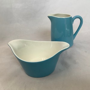 Vintage BLUE HEAVEN Pattern Royal China Ceramic Creamer & Gravy Boat ~Robin Egg Blue Mid-Century Serving Tableware