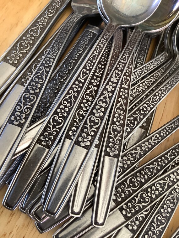 Vintage Imperial International Stainless Steel Flatware~pretty
