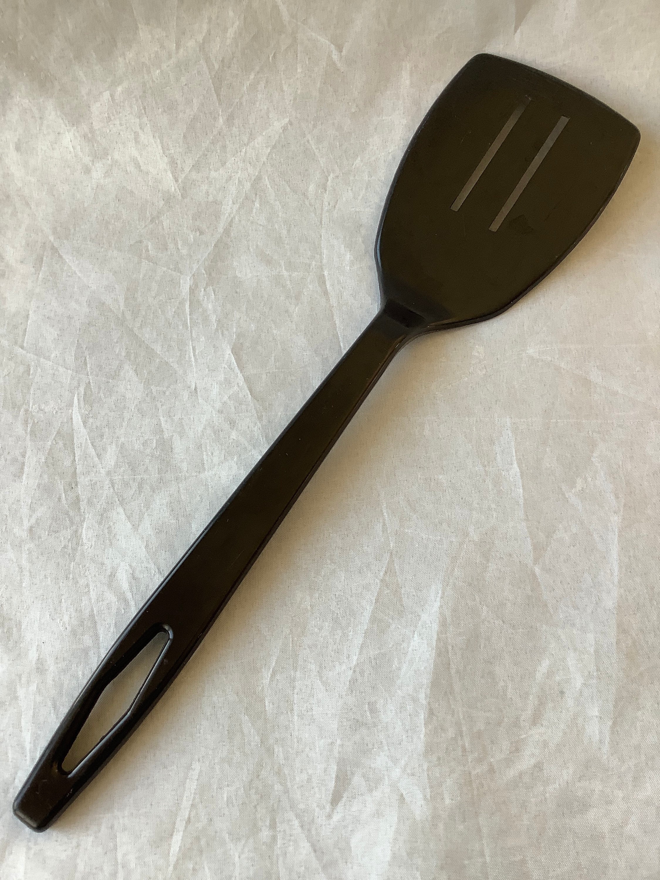 Assorted Plastic Nylon Kitchen Utensils Vintage Slotted Spoon