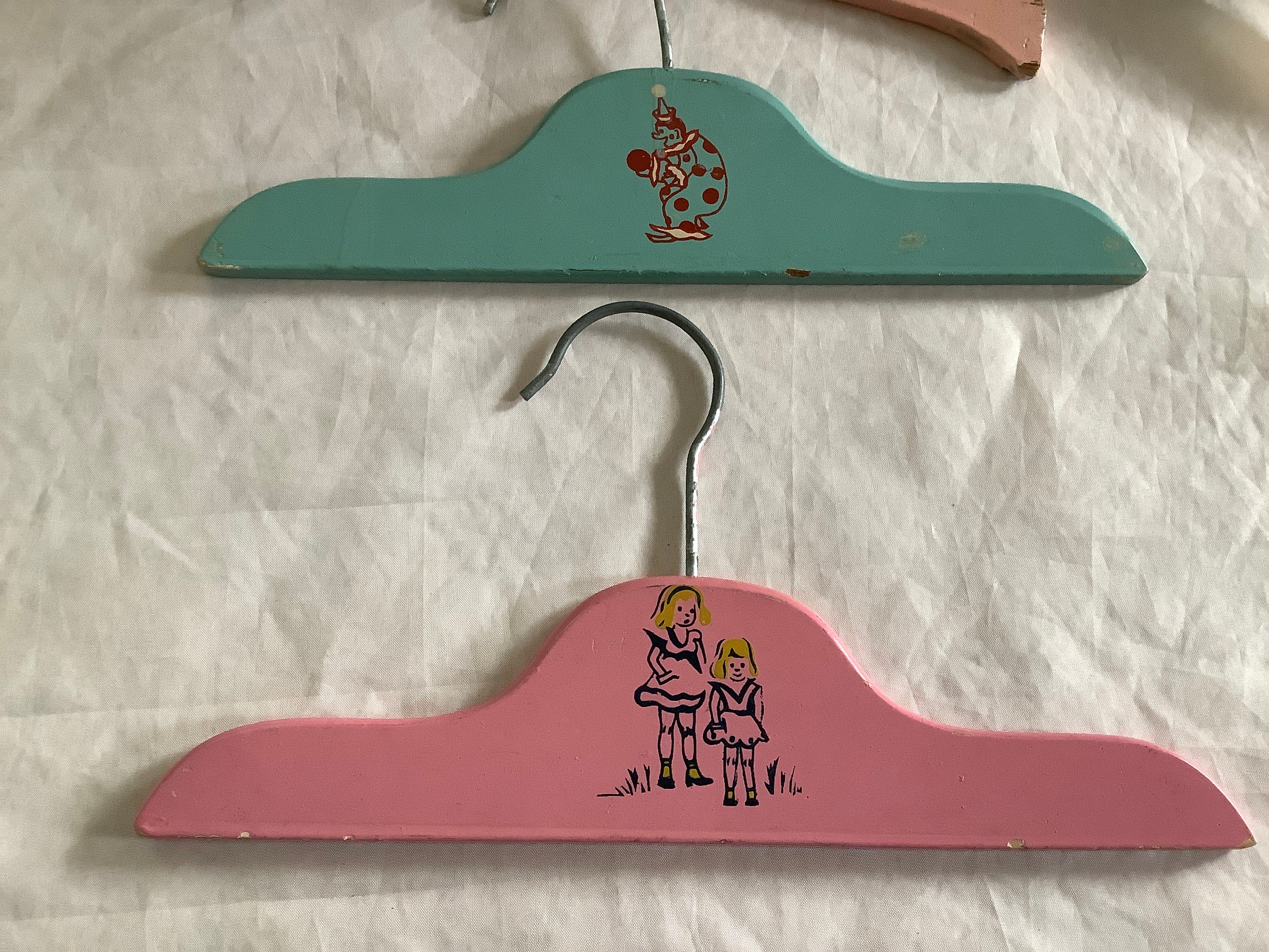 Vintage Kids Hangers Plastic Children’s Boy Girl Pink Blue Seals Geese  Clowns