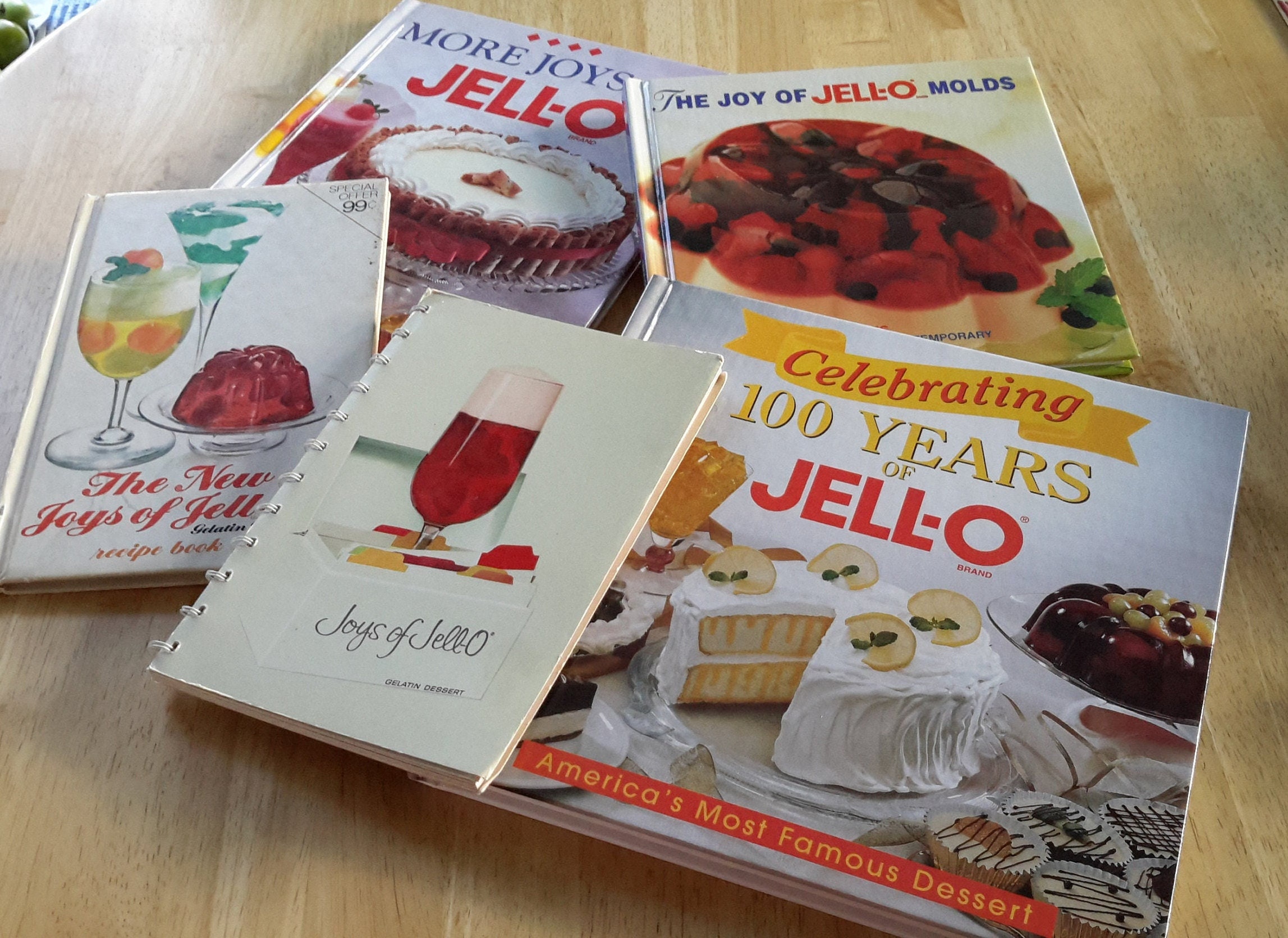 Celebrate the Jiggle! Joys of Jello Cookbooks Creative Gelatin