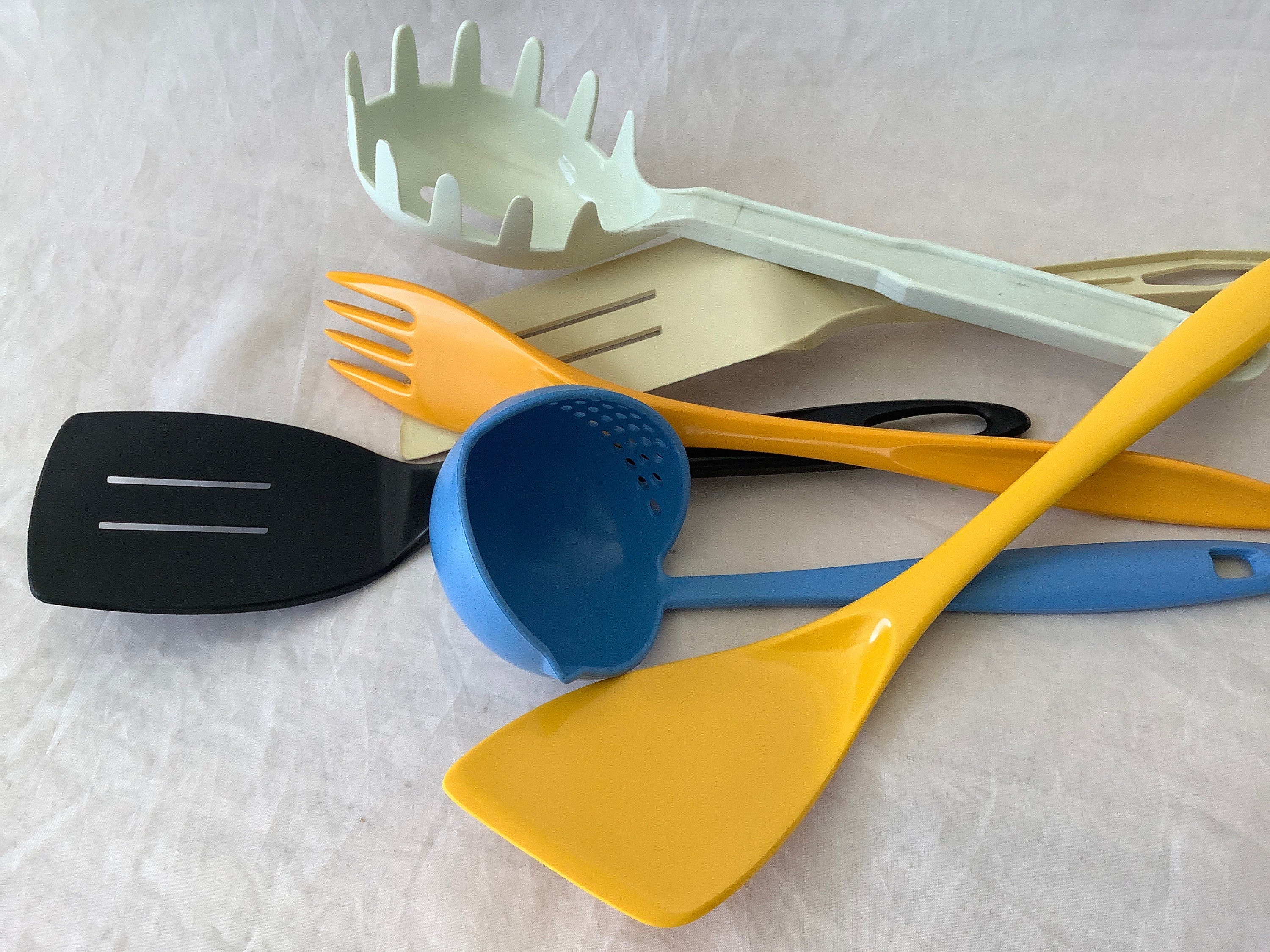 Vintage Melamine Kitchen Utensils, Assorted Styles, Brands, & Colors Your  Choice 