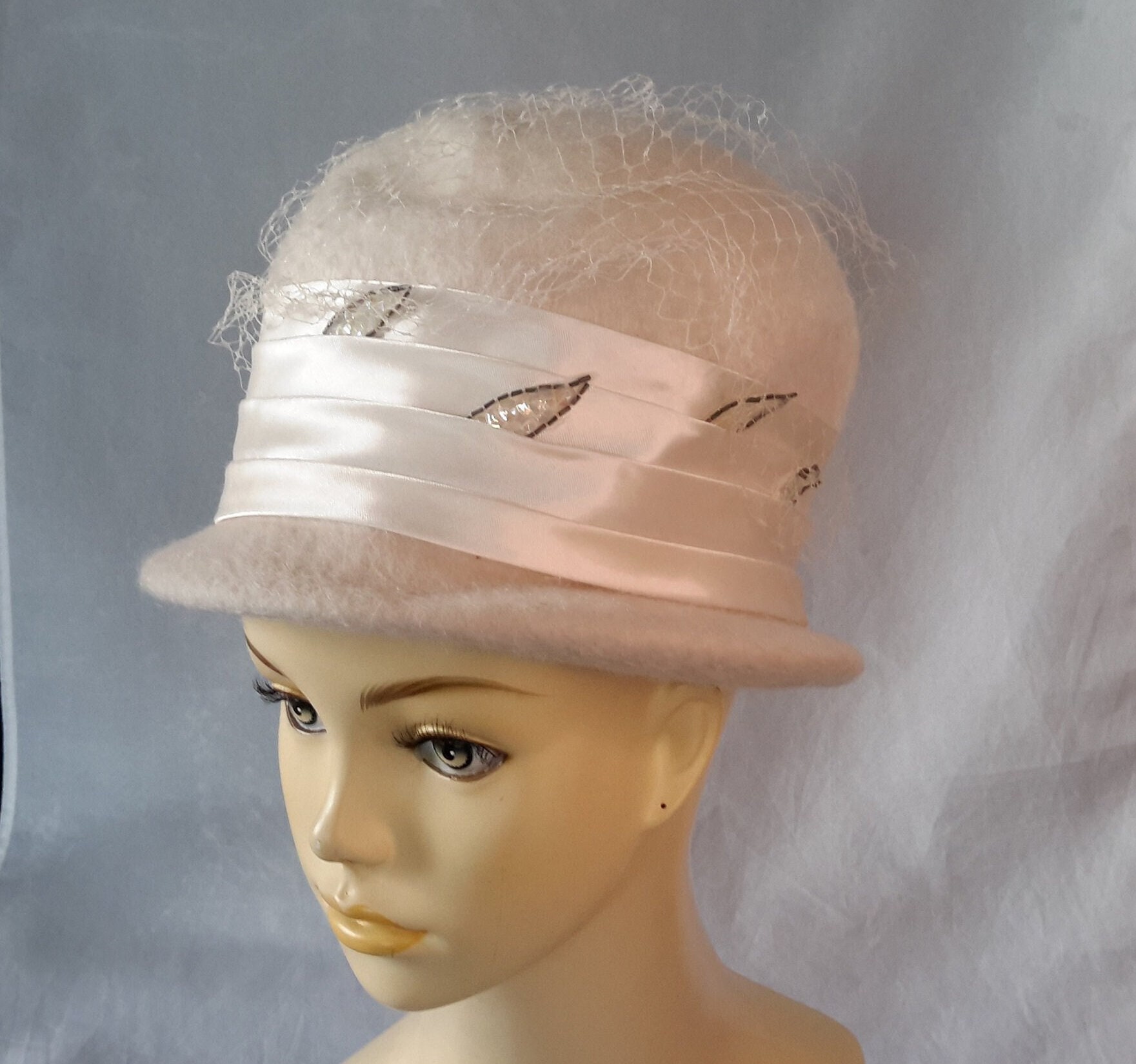 Adorable Vintage Ladies Hat Wool embellished with Feather and Netting Vintage Black Wide Brim Hat With Feathers - Etsy main image 4