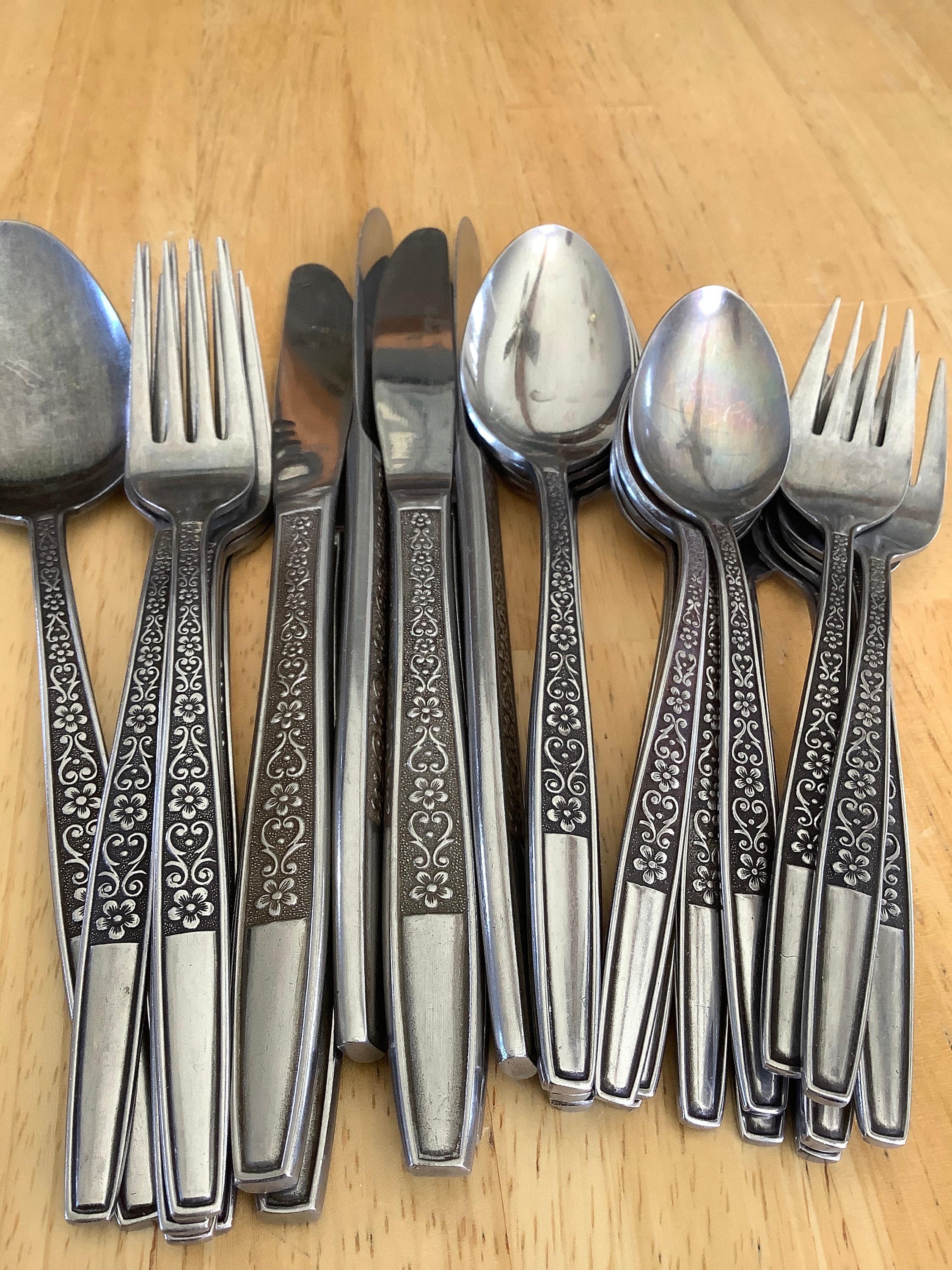 Vintage Imperial International Stainless Steel Flatware~pretty