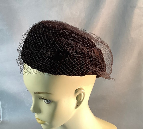 Brown Pleated Velvet Woman's Hat With Fishnet Vei… - image 2