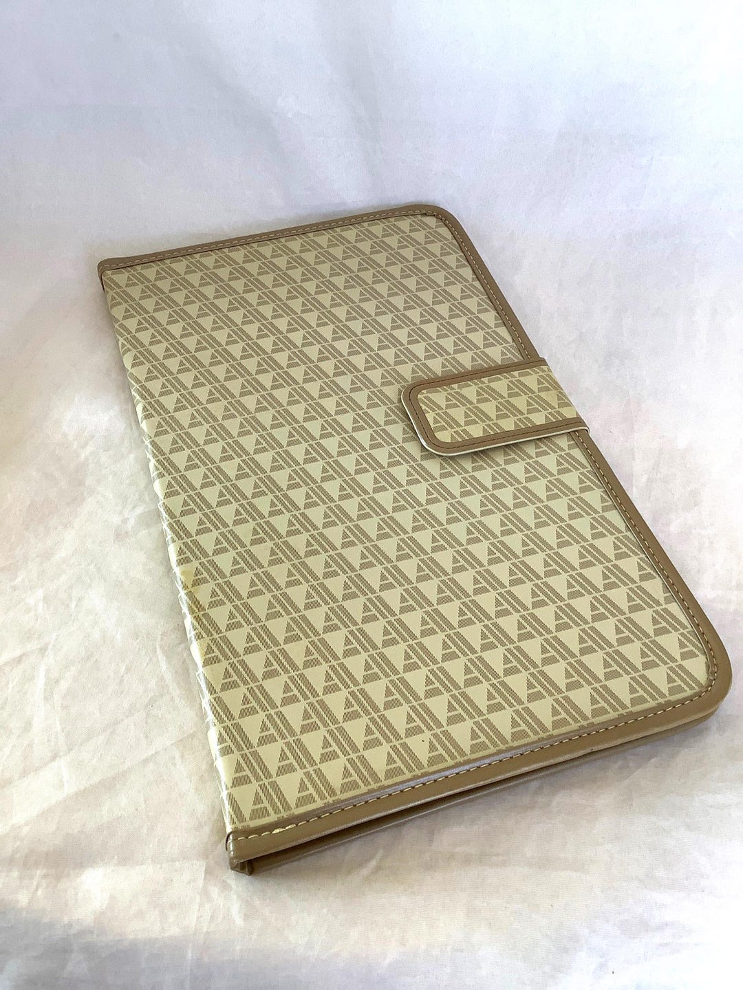 Avon Reps Case AVON Jewelry Demonstrator~ Fashionable Avon Reps Carrying Case ~ Secure ...