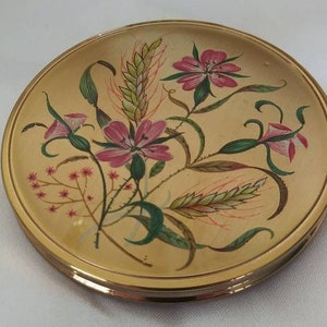 Glossy Hand Painted Wild Flower Gold Tone Compact, Round Powdered Make Up Compact Vintage Cosmetics Mirror Case Never Used Ladies Compact